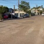 Rua vira ponto de perigo para pedestres em Camaquã