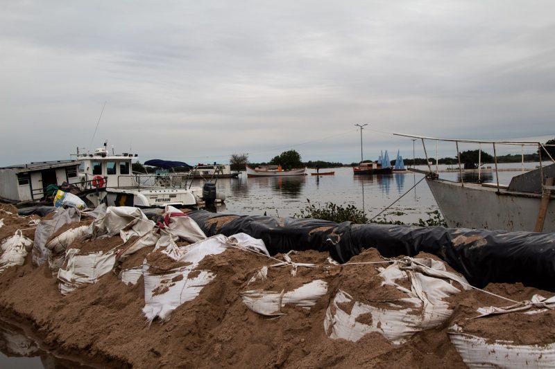 Nível do Canal São Gonçalo recua após recorde histórico, mas alerta persiste