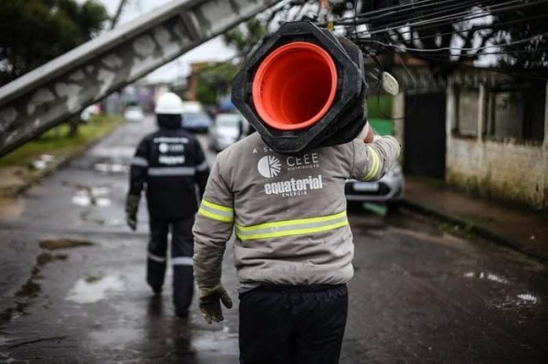 Diversos clientes da CEEE Equatorial ficam sem luz em Camaquã