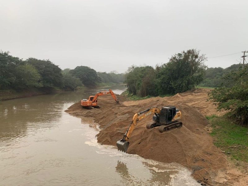 Obras de desassoreamento do Arroio Duro avançam em Camaquã