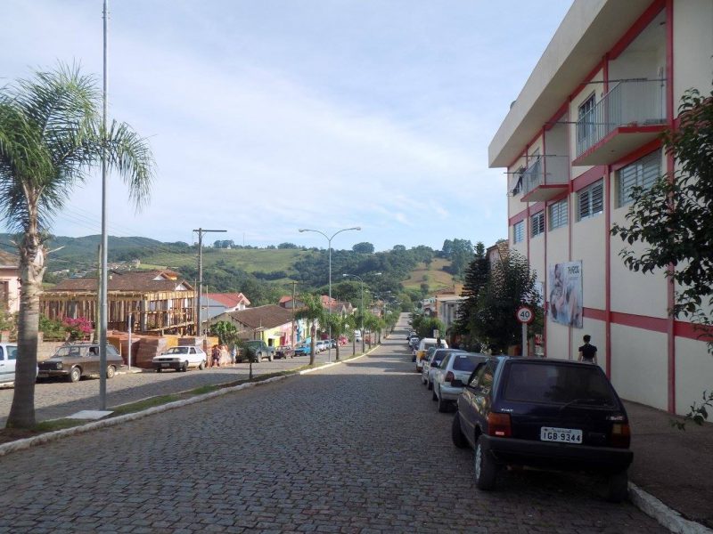 Avenida de Dom Feliciano. Foto:  Felipe Bittencourt