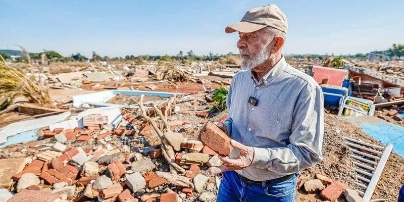 Foto de Lula: Ricardo Stuckert / Presidência