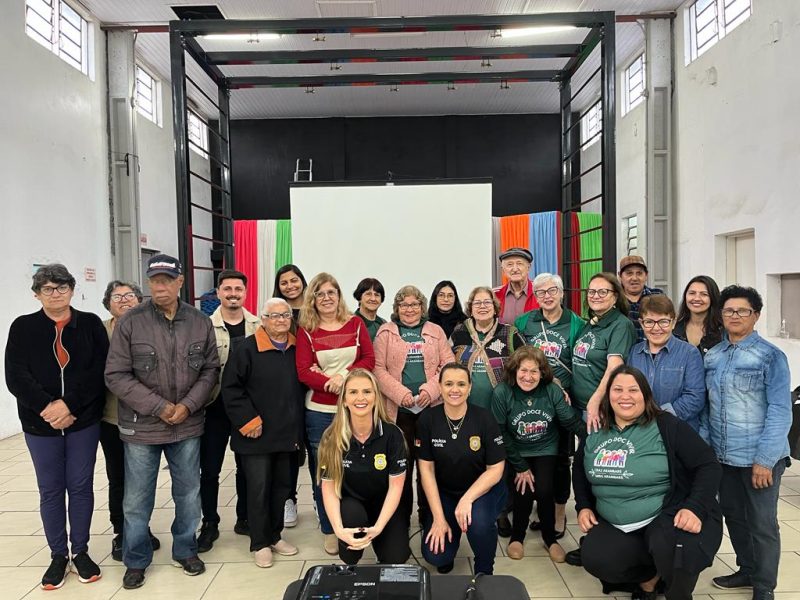 Palestra para idosos. Foto: Polícia Civil