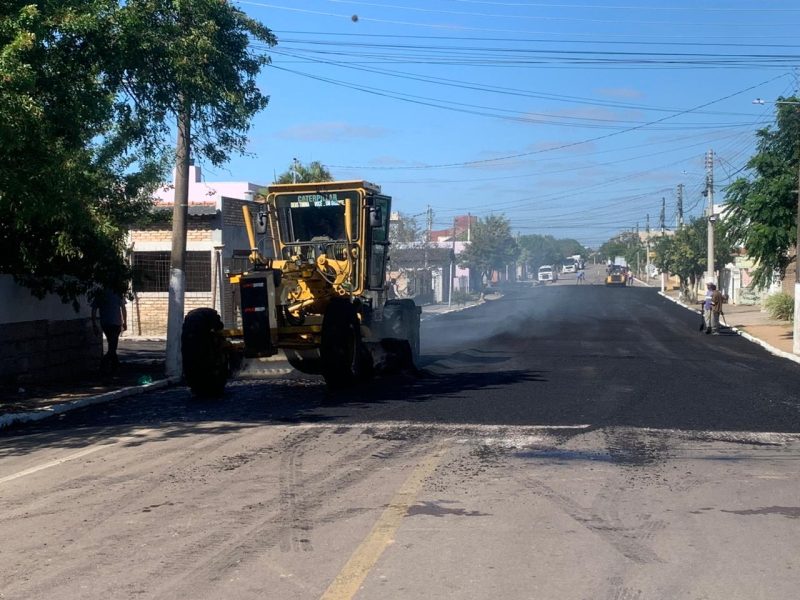 Camaquã: motoristas enfrentam bloqueios para obras de asfalto