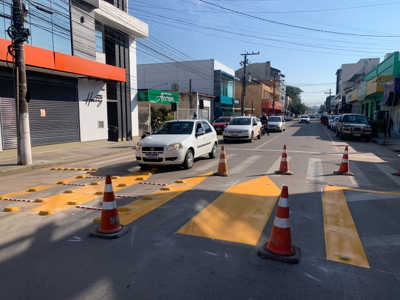 Novos redutores de velocidade são instalados em Camaquã