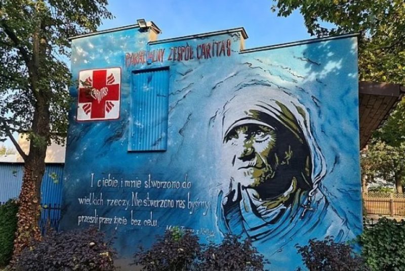 Hoje na história: 19 de outubro – Estados Unidos impõe embargo comercial a Cuba e beatificação de Madre Teresa de Calcutá