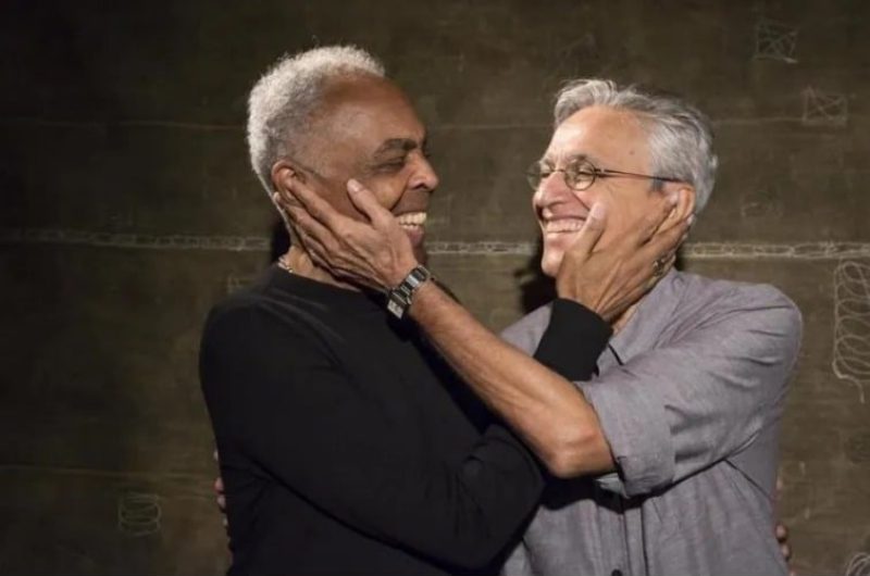 Hoje na história – 22 de dezembro – Caetano Veloso e Gilberto Gil eram presos pela ditadura e Estatuto do Desarmamento publicado