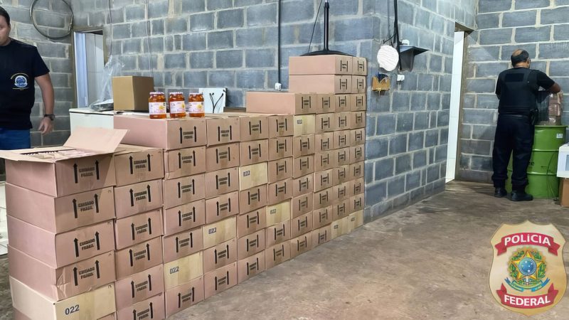 PF cumpre mandados contra suspeitos de comércio de mel falso