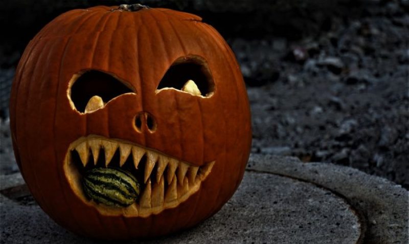 Netflix lança filmes de terror no mês do Halloween