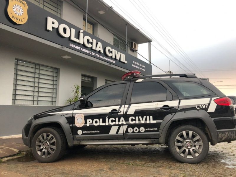 Polícia tenta encontrar o atirador que matou um homem hoje em Camaquã. Foto: Valério Weege/Acústica FM