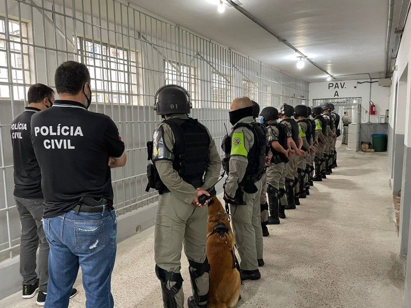 Os suspeitos foram presos preventivamente por extorsão sexual em Charqueadas e Canoas. Foto: Leandro Reis/Polícia Civil