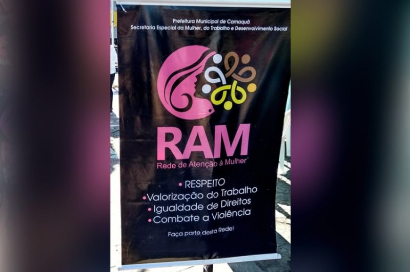 Banner da RAM durante manifestações no Centro de Camaquã - Foto: Arquivo/Acústica FM