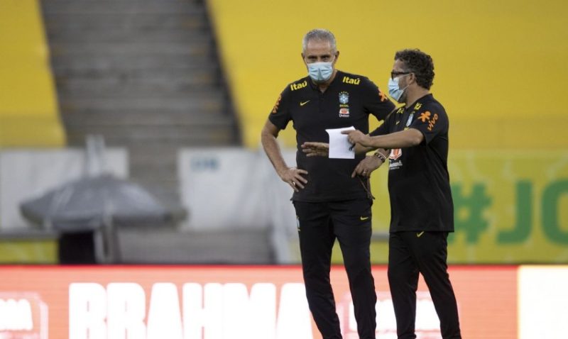 O comandante do Brasil disse que a equipe brasileira terá que se esforçar muito para sair com a vitória. Foto: Lucas Figueiredo/CBF