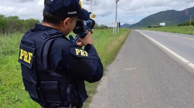 Por crimes de trânsito, foram presos 17 condutores. Foto: Divulgação/PRF