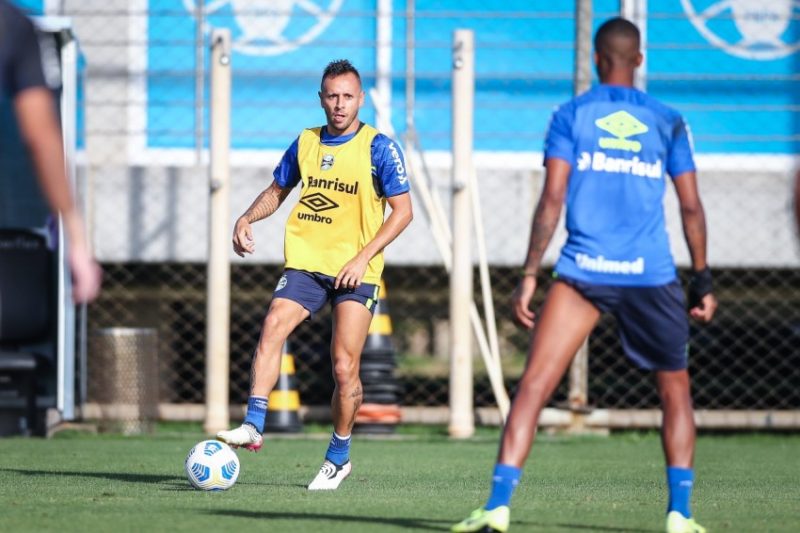 Última atividade para o duelo contou com encaminhamento da equipe para o jogo. Foto: Lucas Uebel/Grêmio