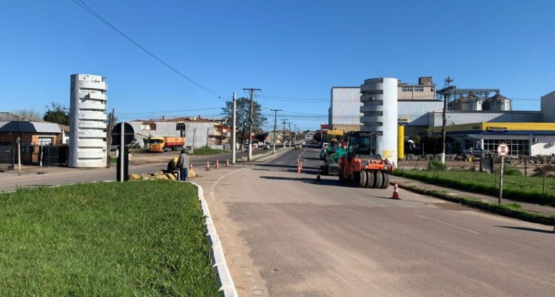 Serviços estão executados em uma das faixas da Loureiro da Silva. Imagens: Valério Weege | Acústica FM