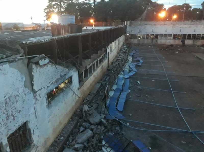 Foto: Defesa Civil/Divulgação: Em 2019, ocorreu a queda de um muro interno do  único Presídio da Cidade