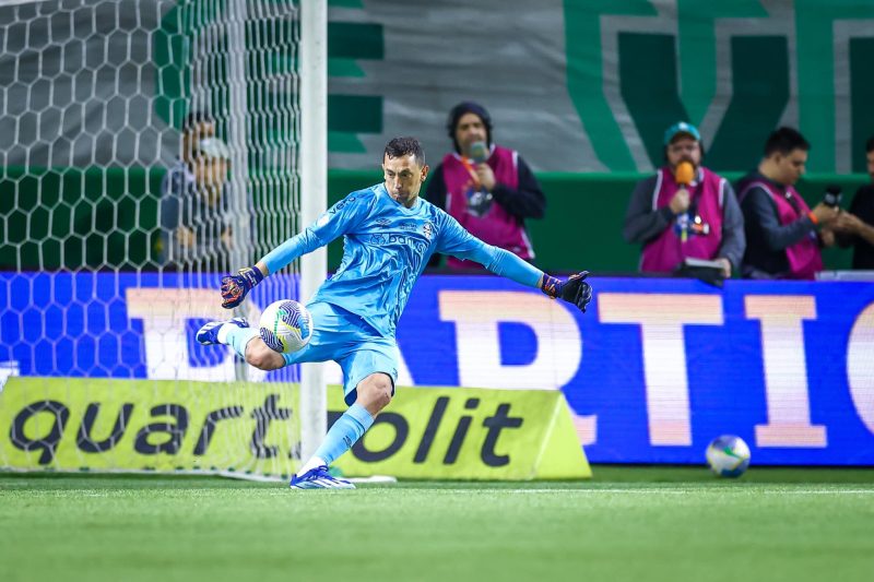 Após derrota, Grêmio segue ameaçado pelo Z4 do Brasileirão