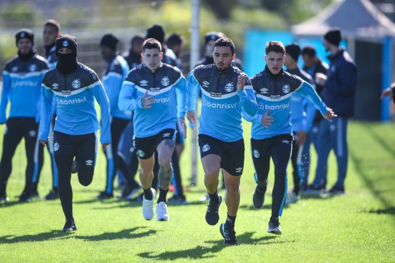 Imagem mostra treinamento do Grêmio em Porto Alegre