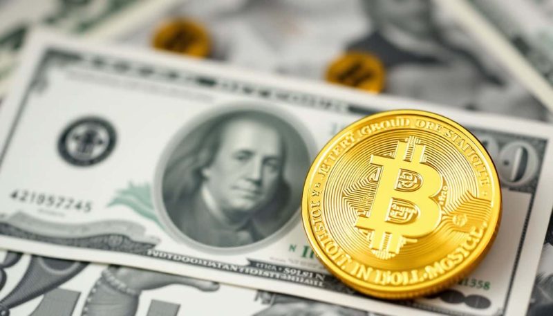 Bitcoin ultrapassa US$ 100 mil e atinge nova máxima histórica