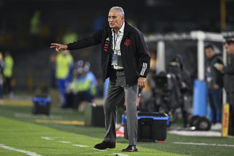 Flamengo demite Tite e promove Filipe Luís ao comando