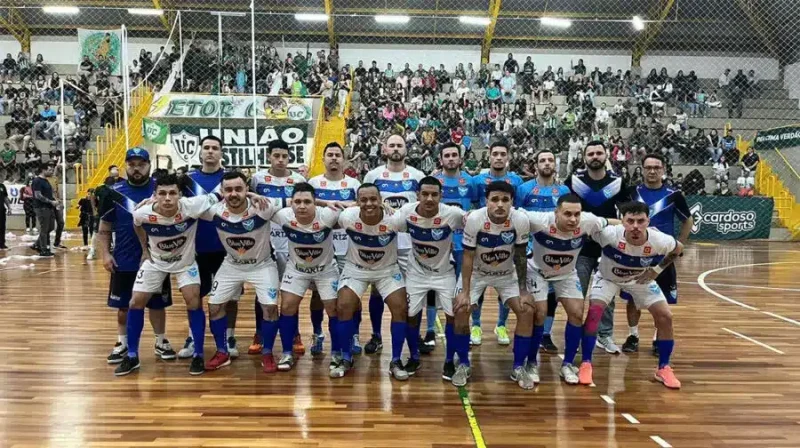 Vélez Camaquã escreve história e conquista vaga na final da Taça Farroupilha