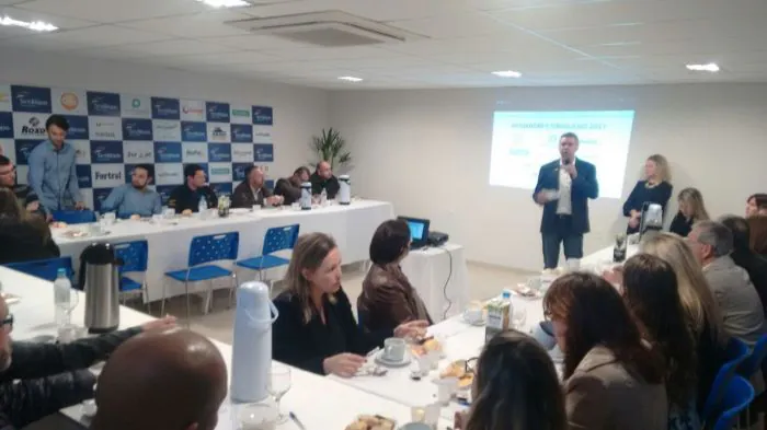 Café com Bate Papo recebeu especialista em Gestão e Varejo de Moda