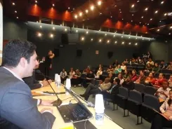 Secretário participa de seminário alusivo ao Dia Nacional dos Surdos