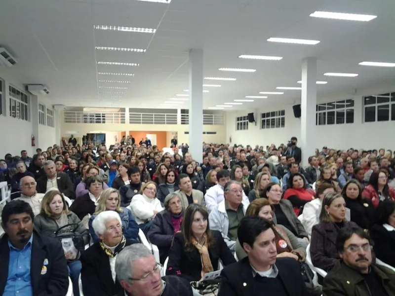 Confusão entre correligionários causa proibição de militantes em debate em Camaquã