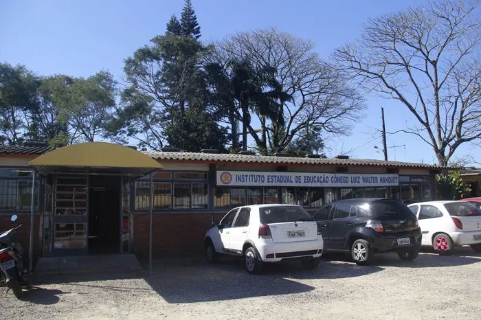 Instituto Estadual Cônego Luiz Walter Hanquet divulga calendário de matrículas
