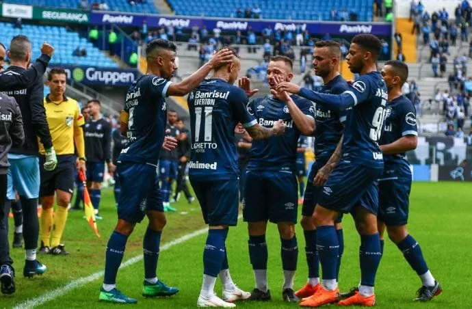 Desfalques justificam queda de rendimento do Grêmio