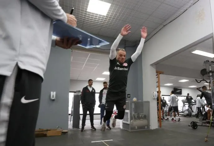 D’Alessandro trabalha com o grupo e Zeca está em fase final de recuperação