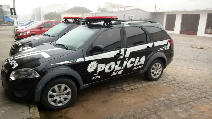 Homem é esfaqueado durante festa em Dom Feliciano