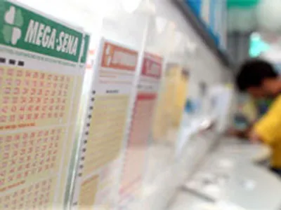 Mega-Sena acumula e pode pagar R$ 32 mi
