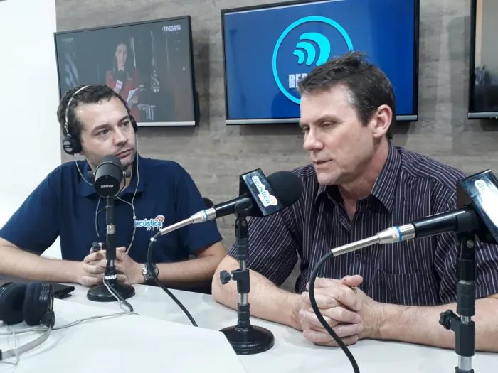 Juiz eleitoral participa do programa de estreia “Redação Acústica”