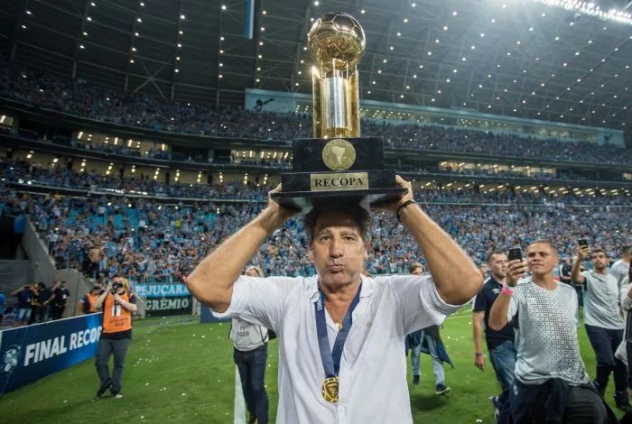 Grêmio pode ganhar concorrência por Renato para 2019