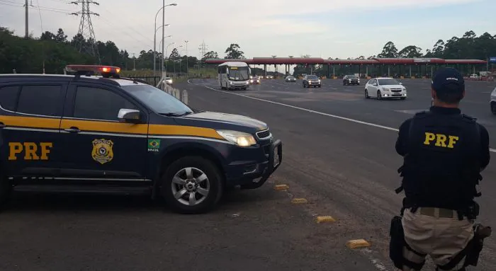 Ao menos 22 pessoas já morreram nas estradas gaúchas durante o feriadão