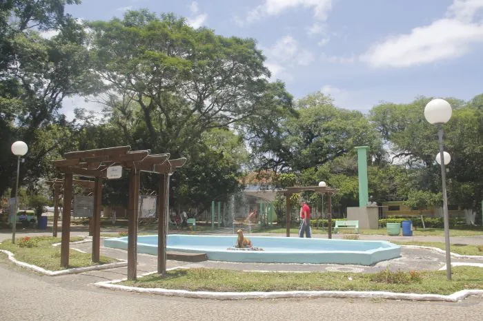 Mulher é assaltada dentro de praça em Camaquã