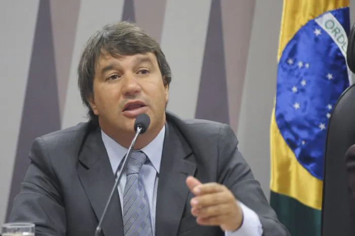 Advogado critica não abertura de supermercados aos domingos e feriados em Camaquã