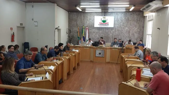 Projeto de lei sobre abertura de mercados recebe parecer favorável de comissão da Câmara