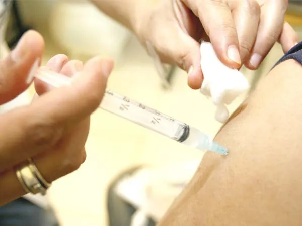 Vacinação contra gripe A começa em abril