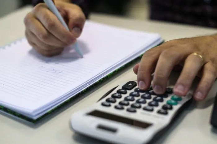 Projeto permite a decretação de falência de pessoa física durante pandemia