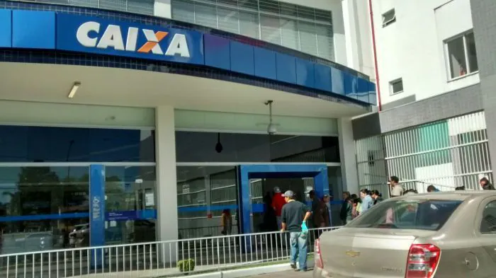 Mais de 700 mil receberão amanhã 1ª parcela do auxilio emergencial
