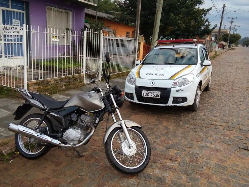 Motocicleta furtada é localizada em Camaquã