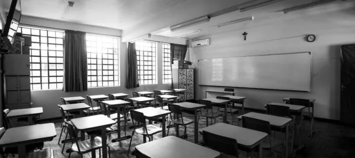 CPERS denuncia mais de 100 casos de covid-19 nas escolas gaúchas