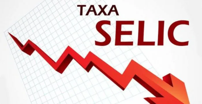 Taxa SELIC vai AUMENTAR: qual renda fixa vale mais a pena?