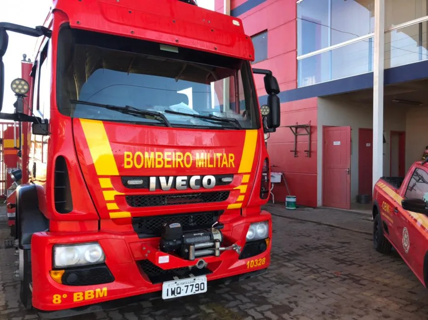 Novo caminhão entra em funcionamento no Corpo de Bombeiros de Camaquã