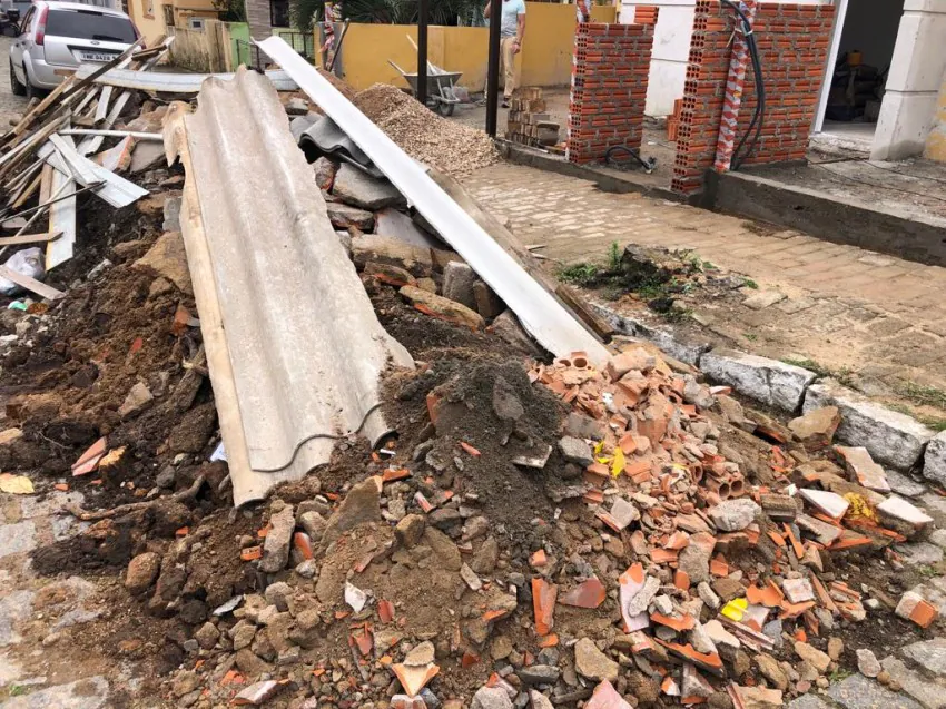 Saiba por que não acontece o recolhimento de entulhos em Camaquã