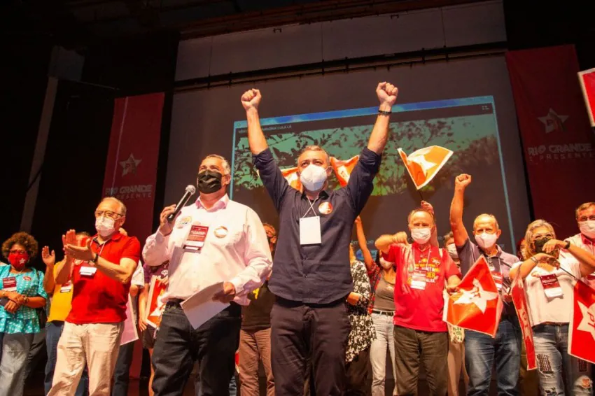 Evento oficializa pré-candidatura de Edegar Pretto ao governo do Estado