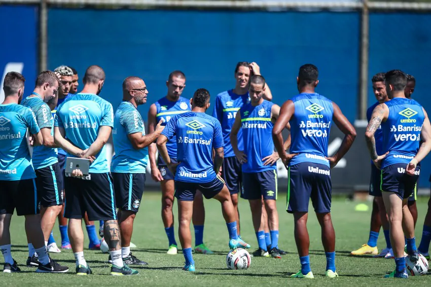 Sem Roger Machado, Grêmio visita o União Frederiquense pelo Gauchão